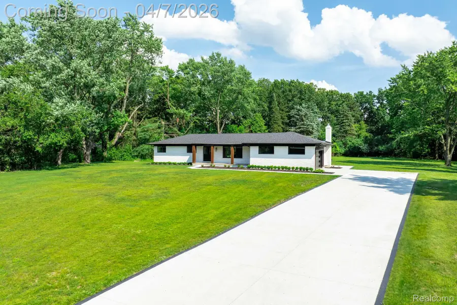 6284 Malvern Drive, Troy, MI 48098 - #2