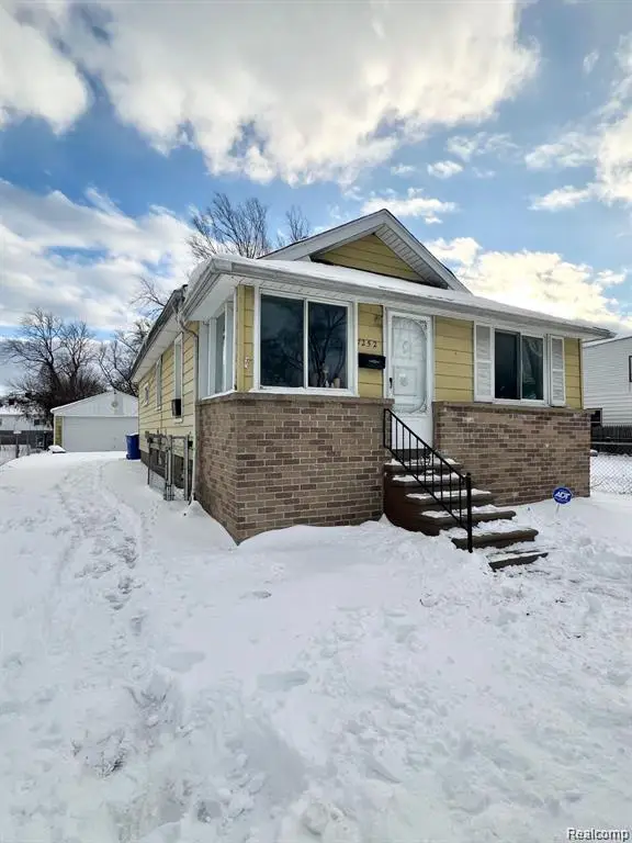 7252 Packard Avenue, Warren, MI 48091 - #1