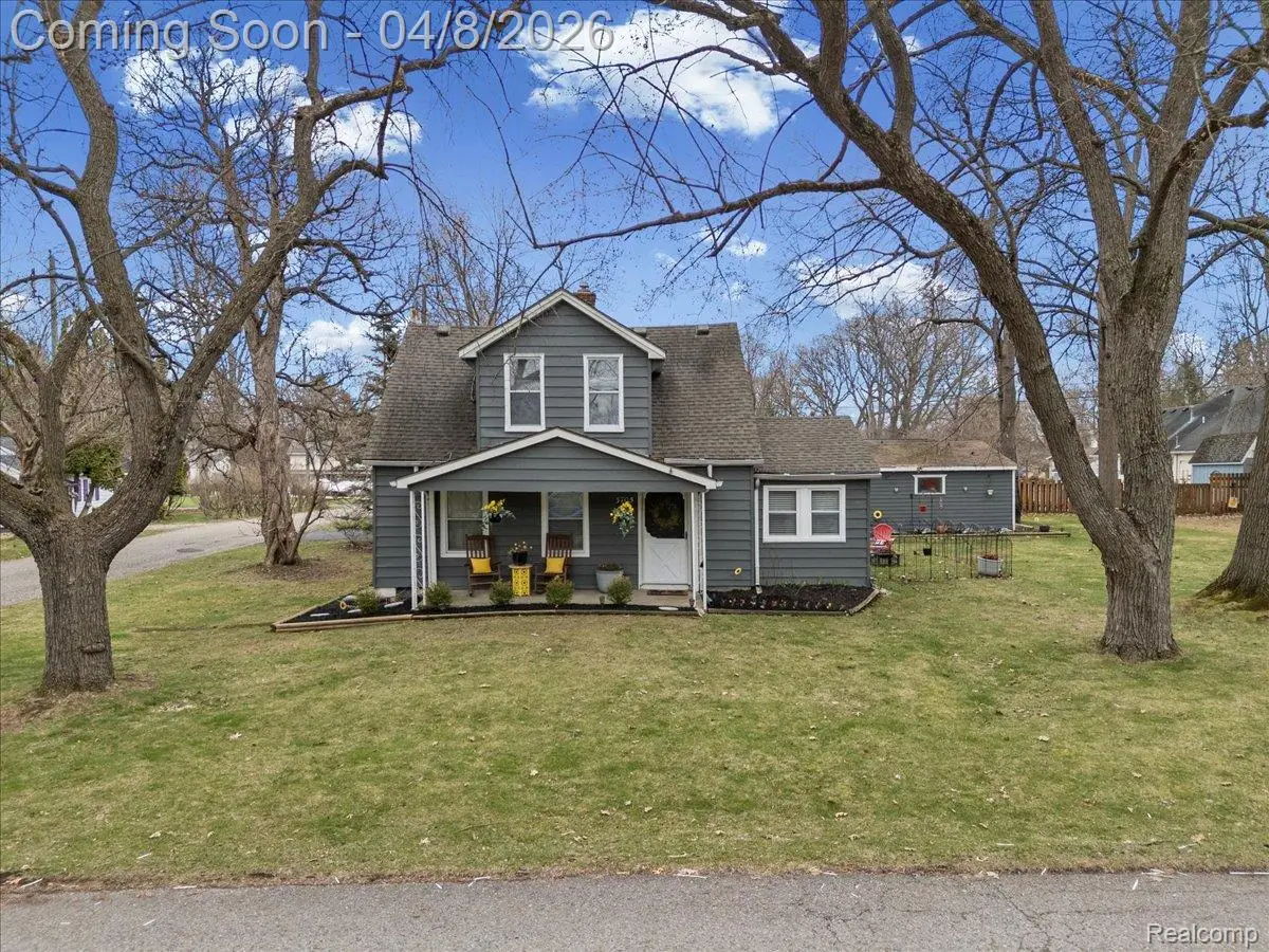 3705 Sancroft Avenue, West Bloomfield, MI 48324 - #1