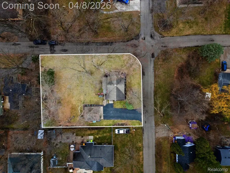 3705 Sancroft Avenue, West Bloomfield, MI 48324 - #3