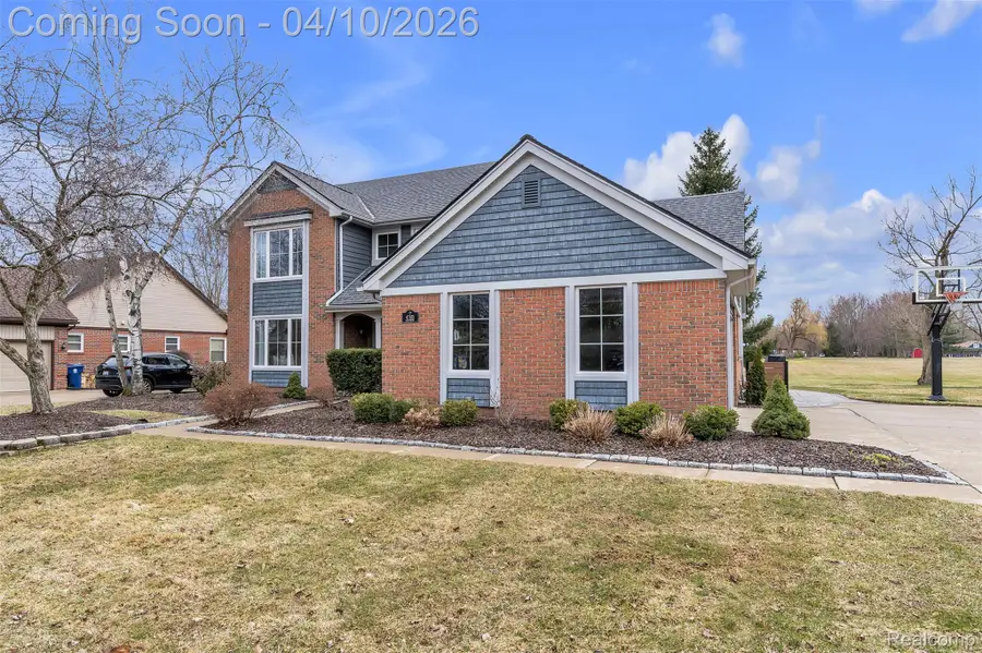 47105 Larchmont Drive, Canton, MI 48187 - #3