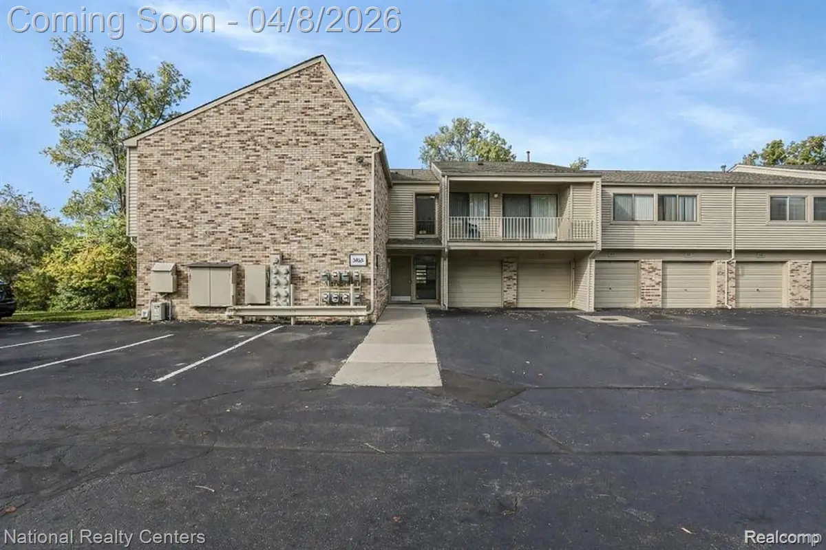 3865 Lone Pine Road #201, West Bloomfield, MI 48323 - #1