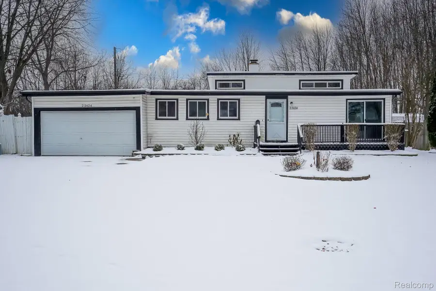 23424 Urban Street, Macomb, MI 48042 - #2