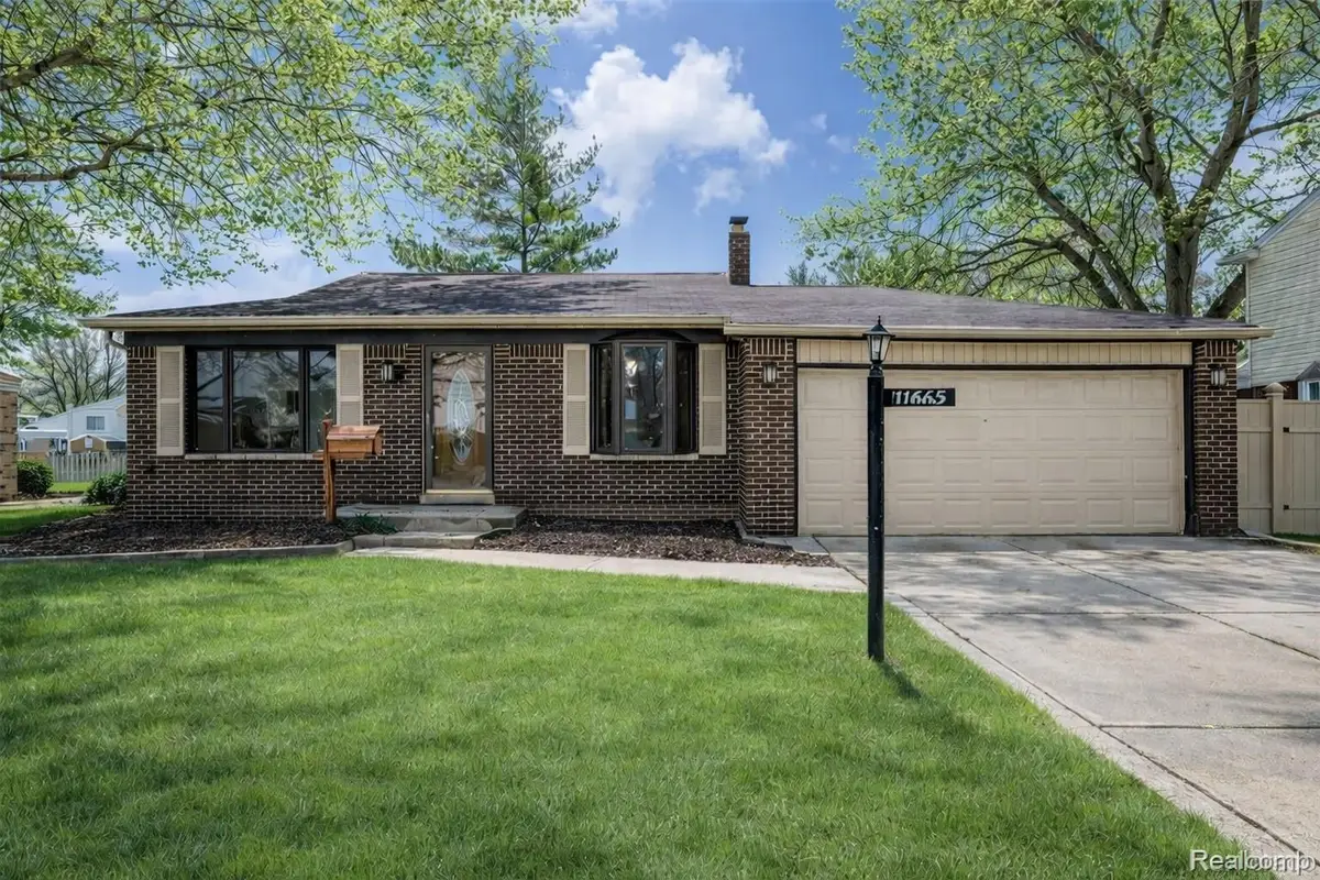 11666 Bora Court, Sterling Heights, MI 48312 - #1