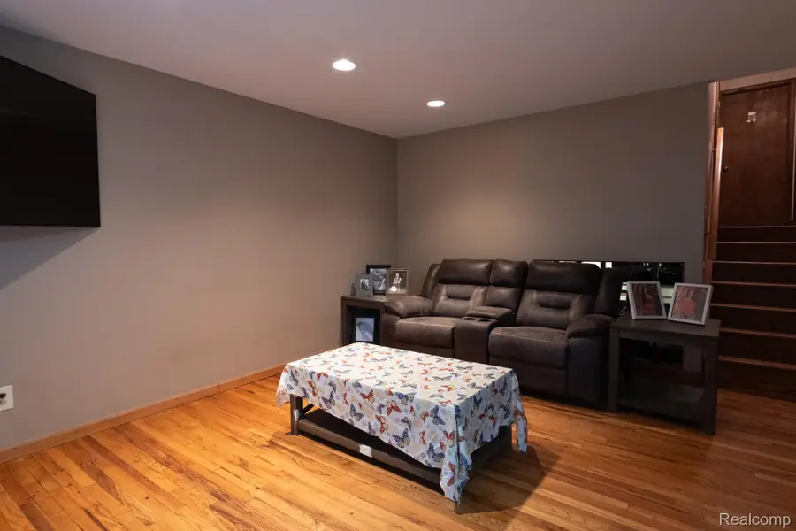 11666 Bora Court, Sterling Heights, MI 48312 - #3