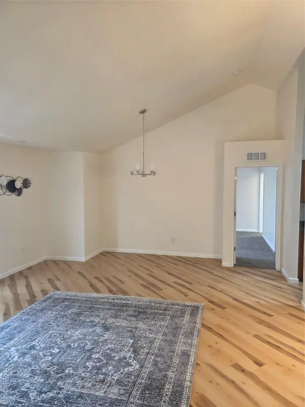 45681 Cagney Drive #76, Macomb, MI 48044