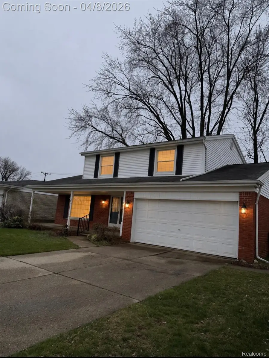 35109 Dearing Drive, Sterling Heights, MI 48312 - #2