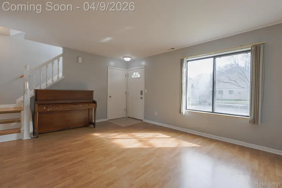 1654 River View Drive, Rochester Hills, MI 48309 - #3