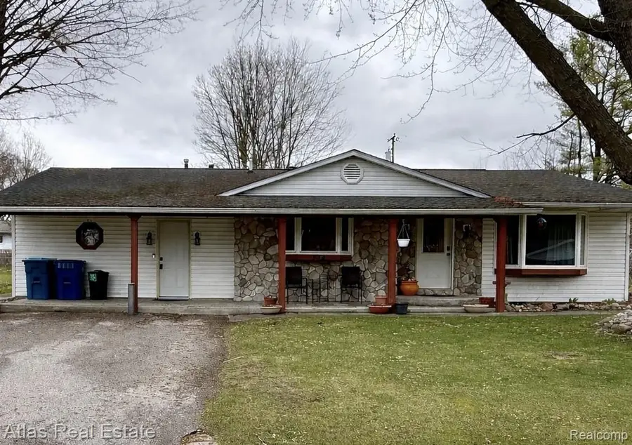 738 Richard Street, Vassar, MI 48768 - #2