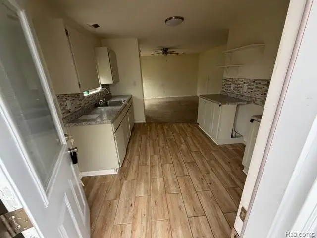 41 E Sheffield Avenue, Pontiac, MI 48340 - #2