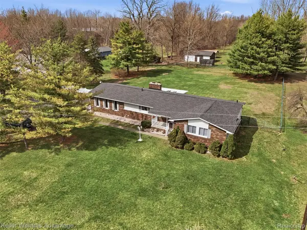28800 Sibley Road, Romulus, MI 48174