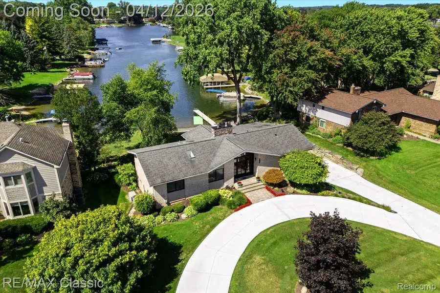 4751 Winewood Lane, Commerce Township, MI 48382 - #2