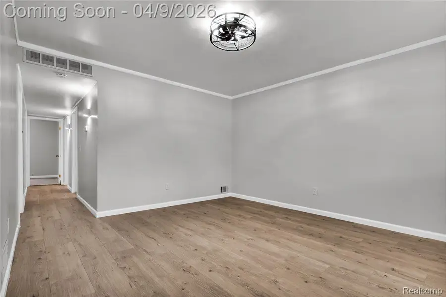 23109 Harding Avenue, Hazel Park, MI 48030 - #3