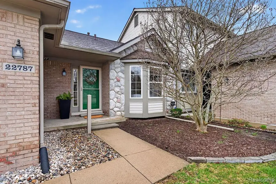22787 Woodcreek Drive, Taylor, MI 48180 - #2
