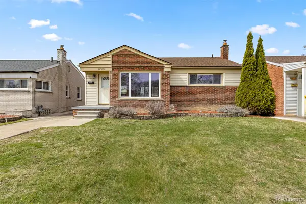 11321 Lenore Avenue, Redford, MI 48239