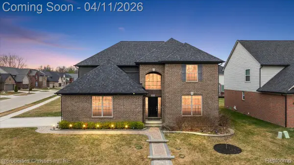 3519 Town Haven Drive, Troy, MI 48083