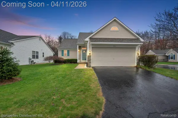 955 Rikki Ann, Wixom, MI 48393