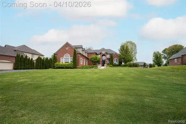 67102 Rachael Lane, Washington, MI 48095