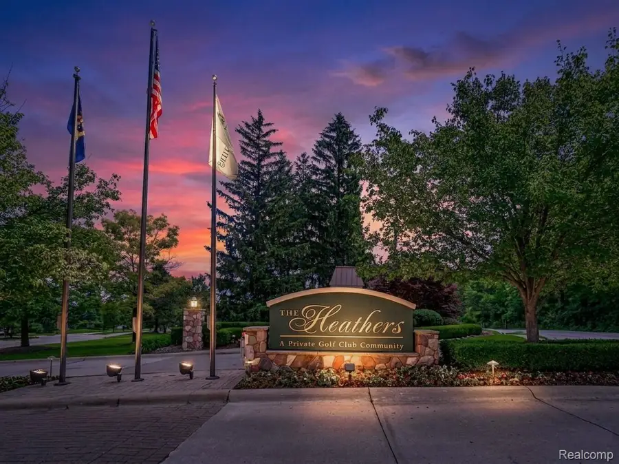 741 Briar Hill Lane #111, Bloomfield, MI 48304 - #2