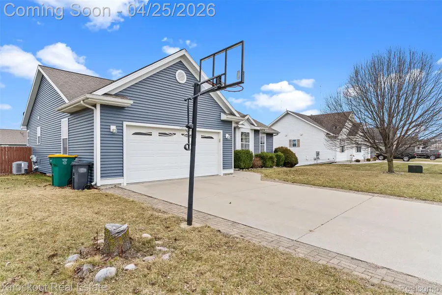 7385 W Ryan Court, Bay City, MI 48706 - #3