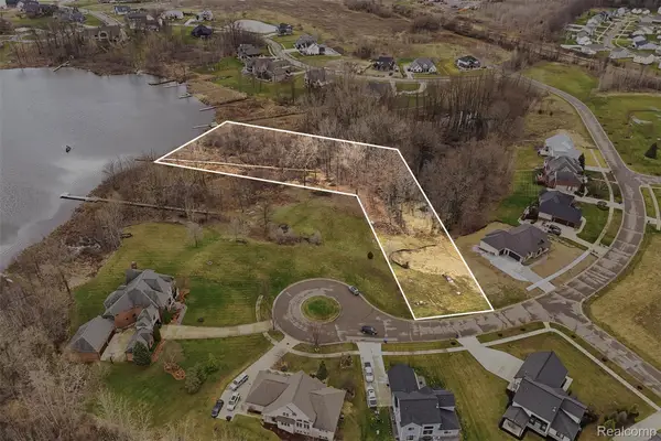 14275 Wright Drive, Linden, MI 48451