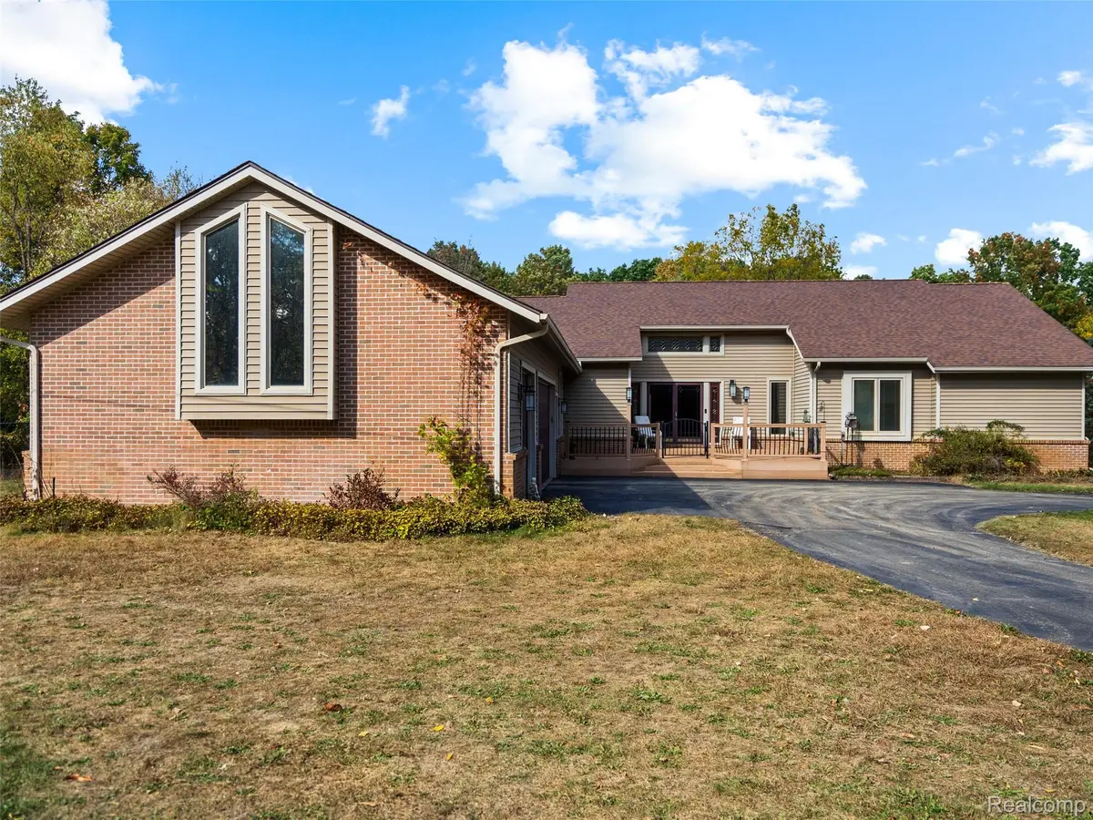 7286 Pine Knob Road, Clarkston, MI 48348 - #1