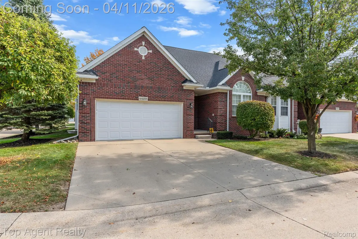 44258 Constellation Drive, Sterling Heights, MI 48314 - #1