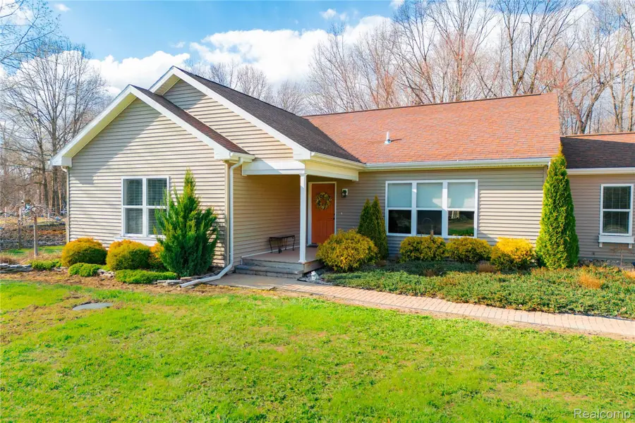 40880 Willis Road, Belleville, MI 48111 - #2