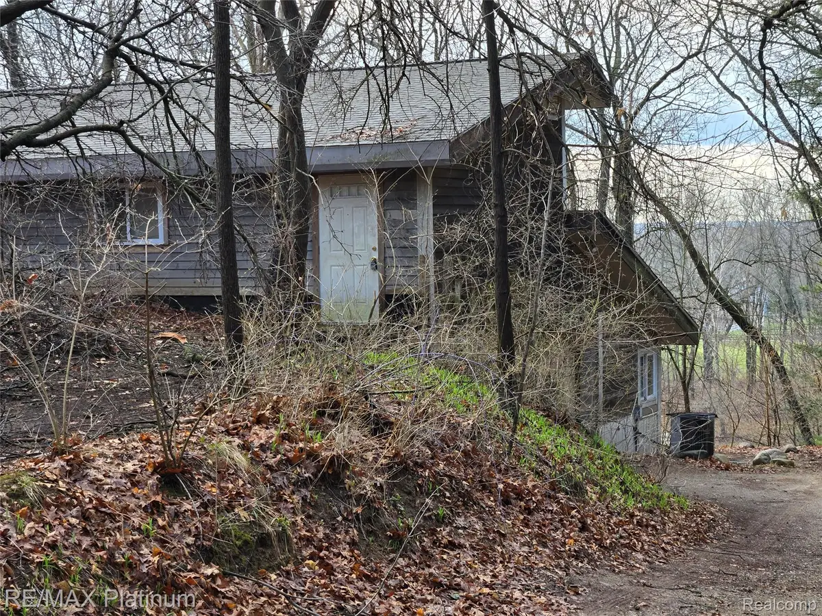 12776 Buno Road, Milford, MI 48380 - #1