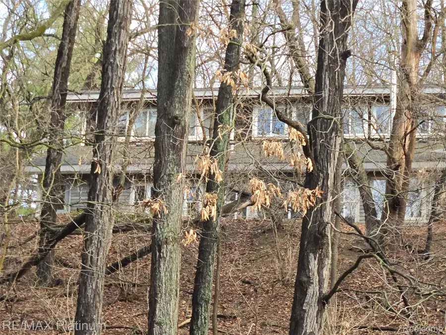 12776 Buno Road, Milford, MI 48380 - #2