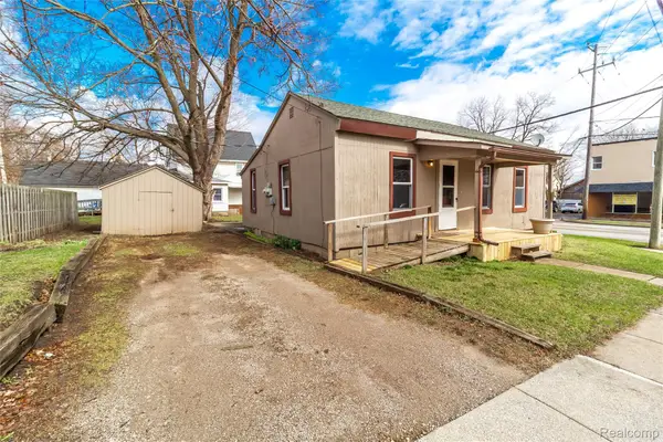 6 Law Street, Lapeer, MI 48446