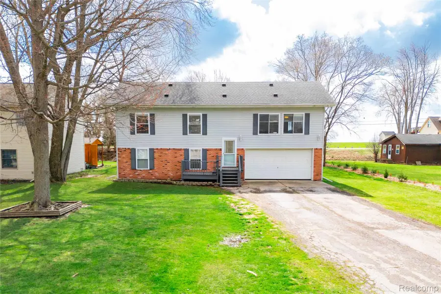 7522 Sovey Drive, Newport, MI 48166 - #2