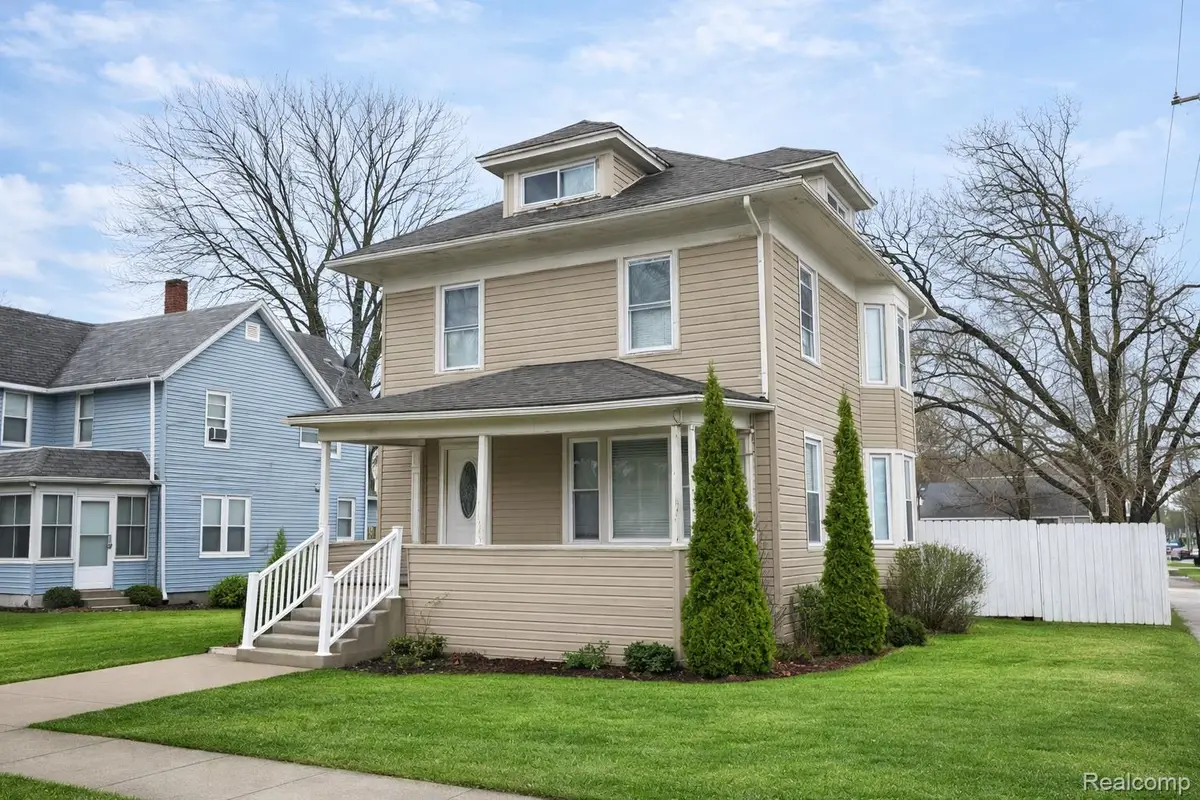 101 N Johnson Street, Pontiac, MI 48341 - #1