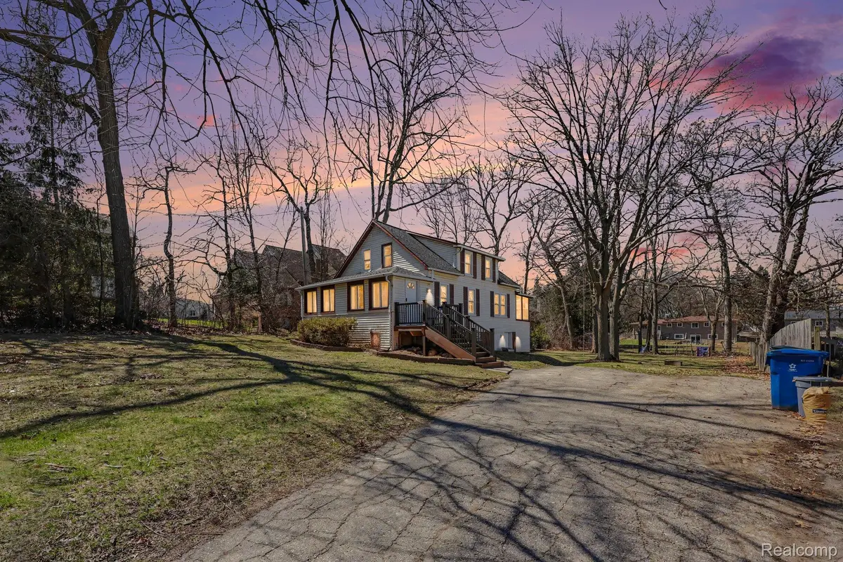 3416 Eastwood Drive, Rochester Hills, MI 48309 - #1