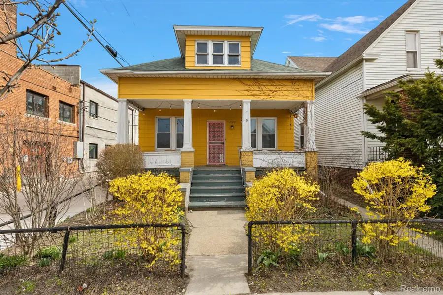 2700 Holmes Street, Hamtramck, MI 48212 - #2