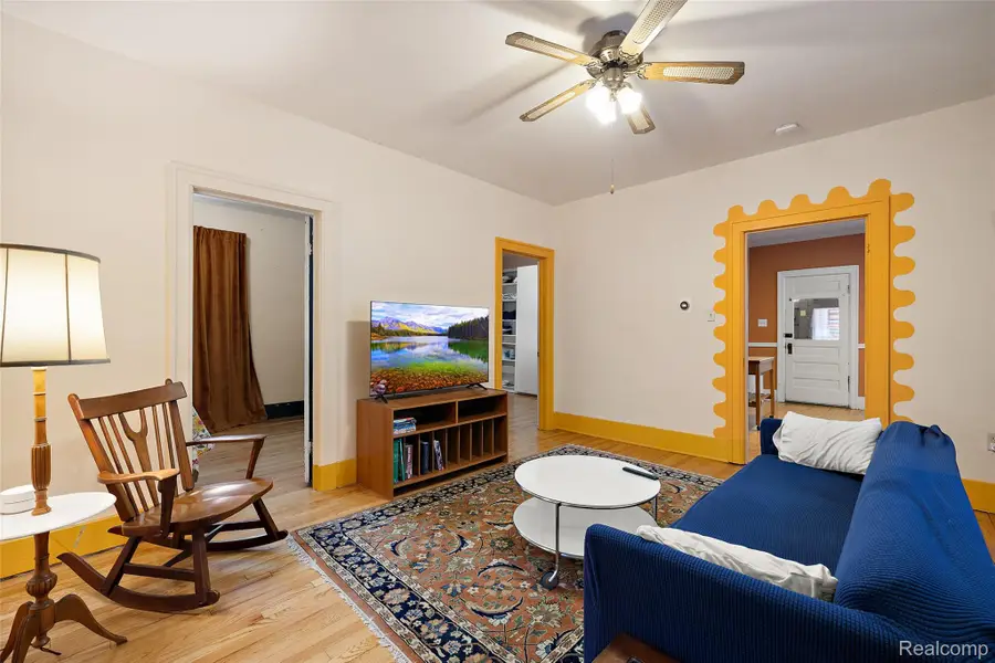 2700 Holmes Street, Hamtramck, MI 48212 - #3