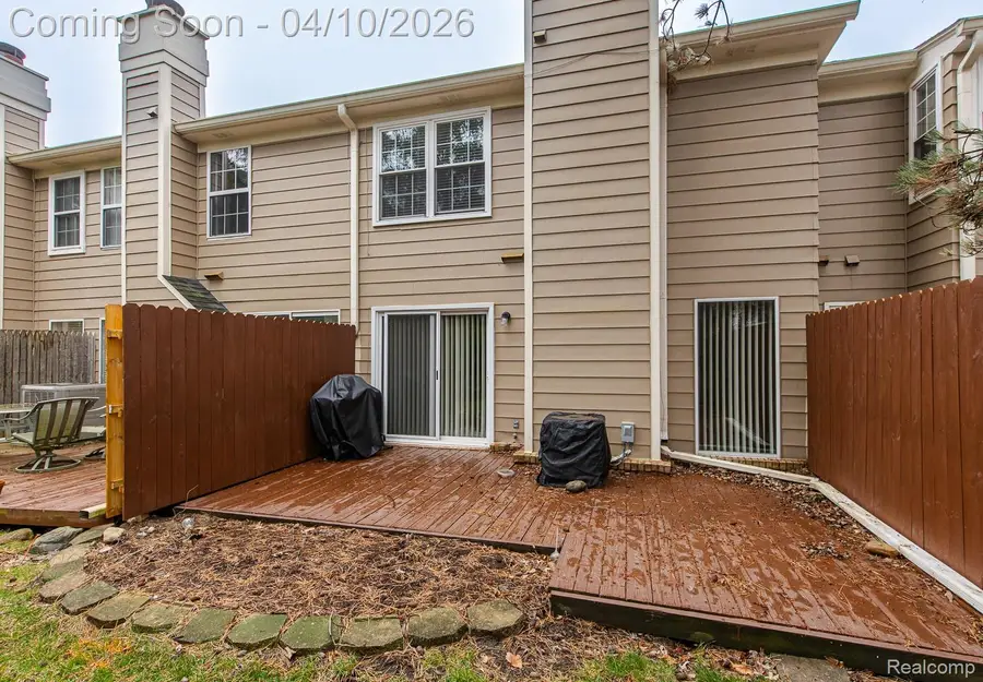 2669 Williamsburg Circle, Auburn Hills, MI 48326 - #2