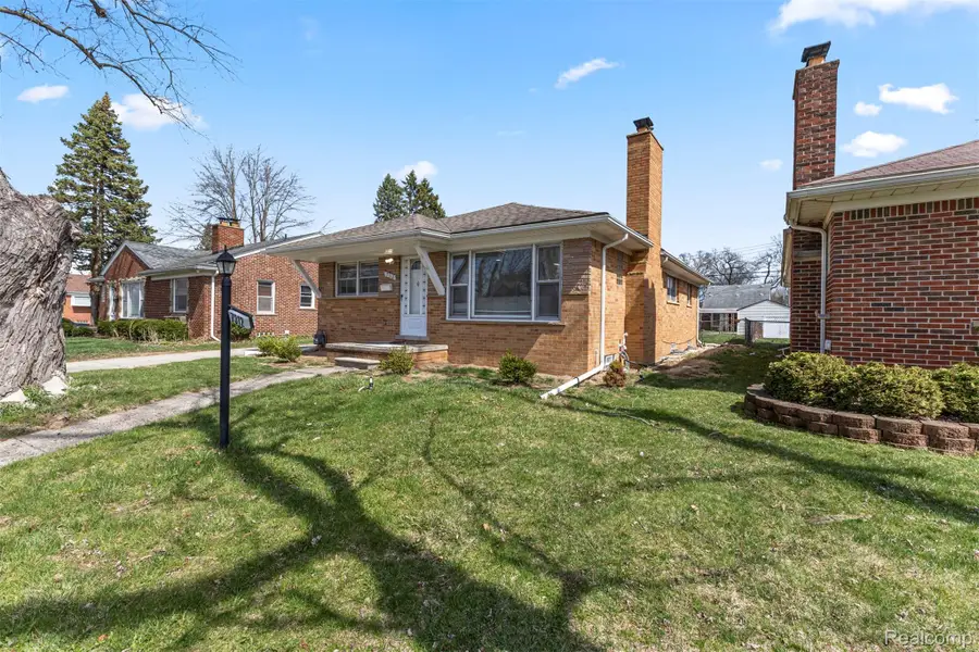 7312 Colonial Street, Dearborn Heights, MI 48127 - #3