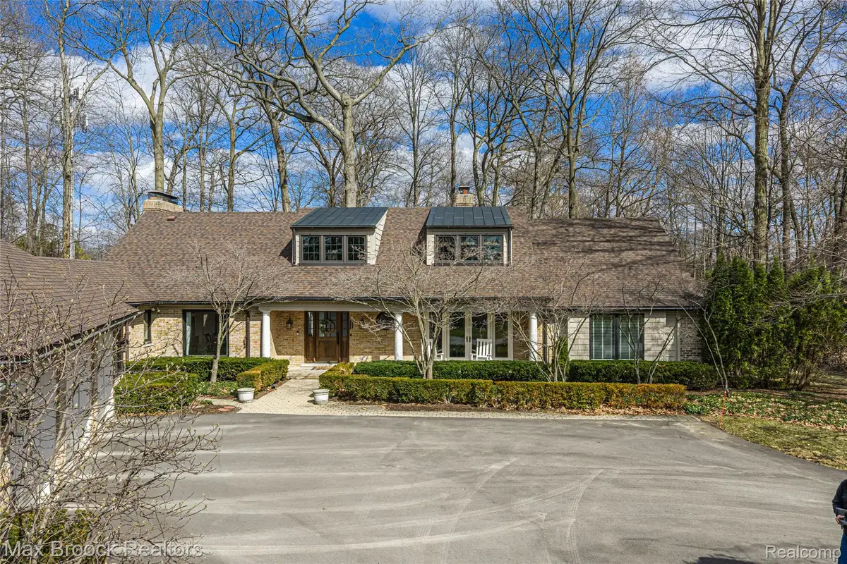 5275 Brookdale Road, Bloomfield, MI 48304 - #1
