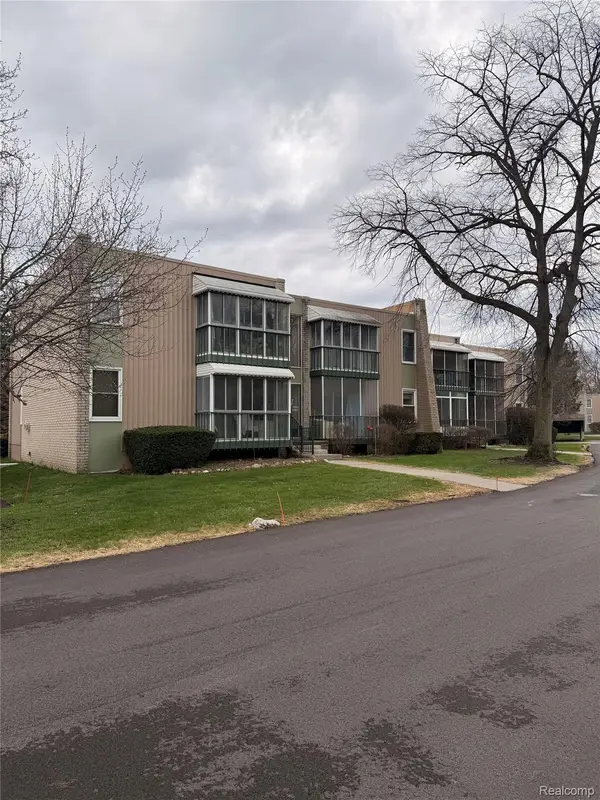 33023 Fargo Street, Livonia, MI 48152