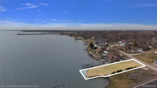 37340 Jefferson Avenue, HarrisonTownship, MI 48045