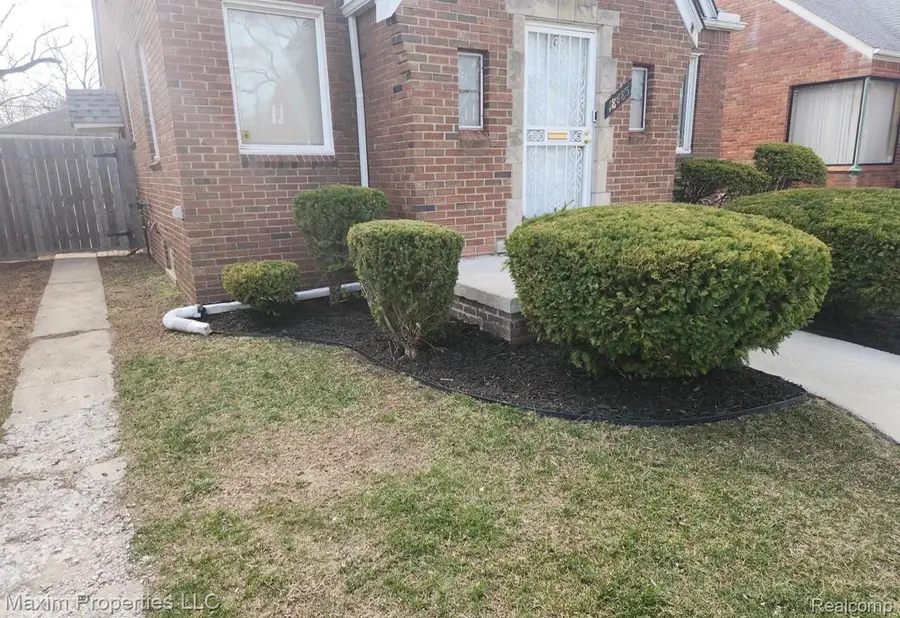 18485 Monte Vista Street, Detroit, MI 48221 - #2