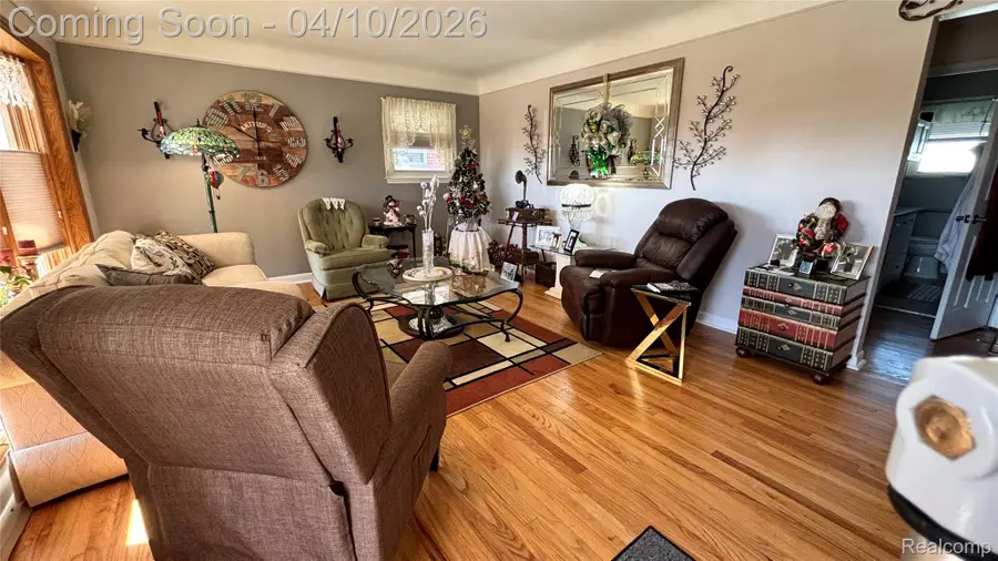 1772 Lakeview Street, Trenton, MI 48183 - #3