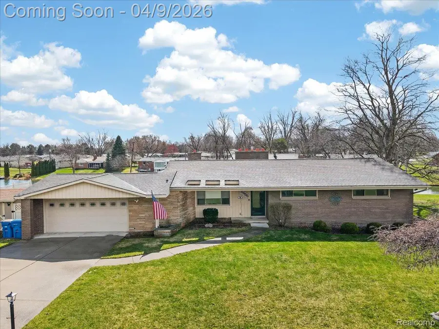 3955 Cambrook Lane, Waterford, MI 48329 - #2