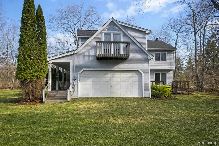 25980 Lyman Lane, Lyon, MI 48165 - #2