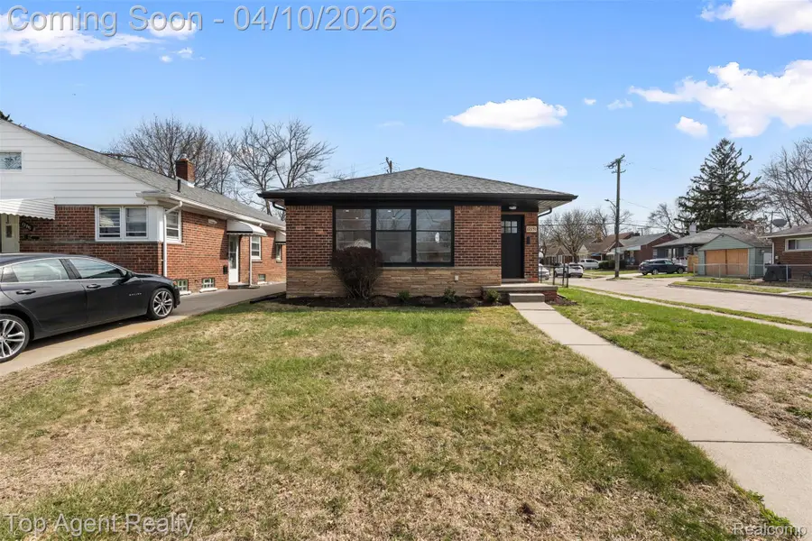 12751 Oak Park Boulevard, Oak Park, MI 48237 - #2