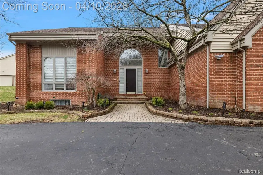 2295 Shore Hill Drive, West Bloomfield, MI 48323 - #3