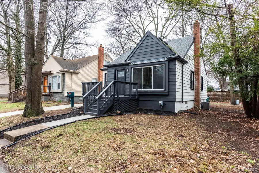 923 Gardendale Street, Ferndale, MI 48220 - #2