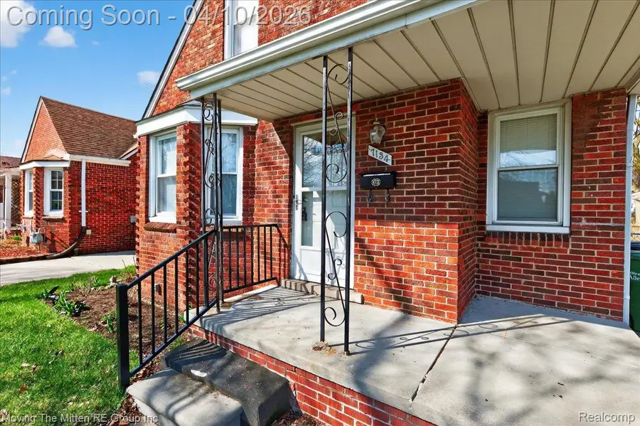 7134 Robinson Avenue, Allen Park, MI 48101 - #2