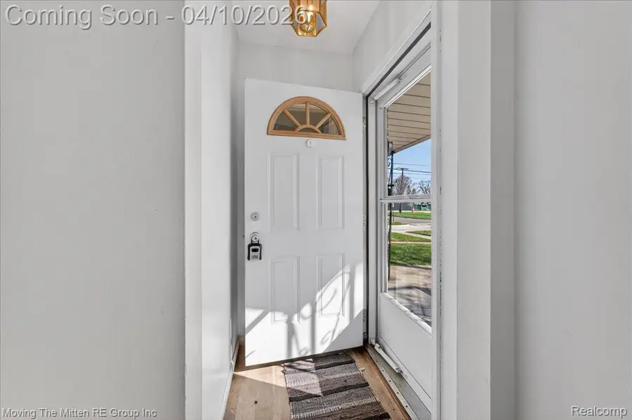 7134 Robinson Avenue, Allen Park, MI 48101 - #3